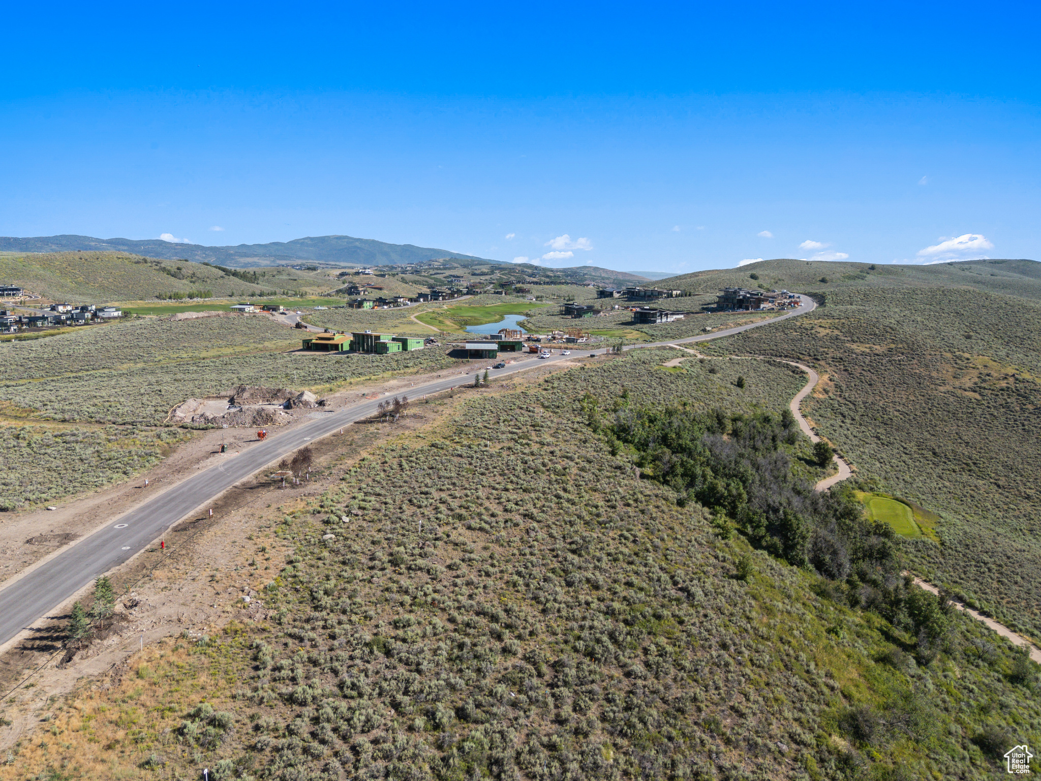 LINKS EDGE - Residential