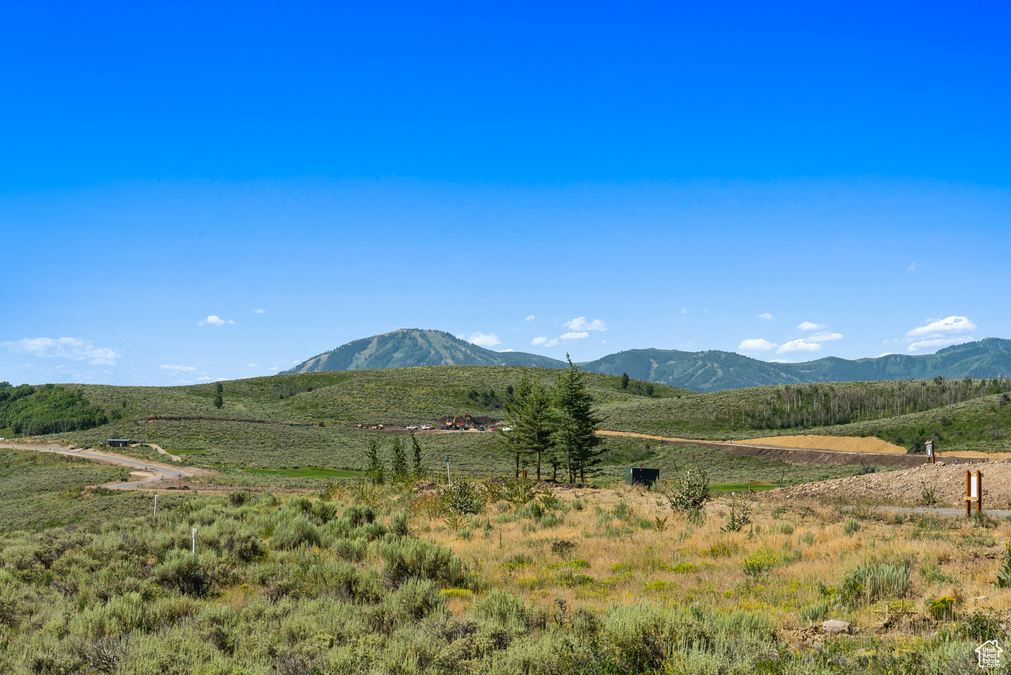 LINKS EDGE - Residential