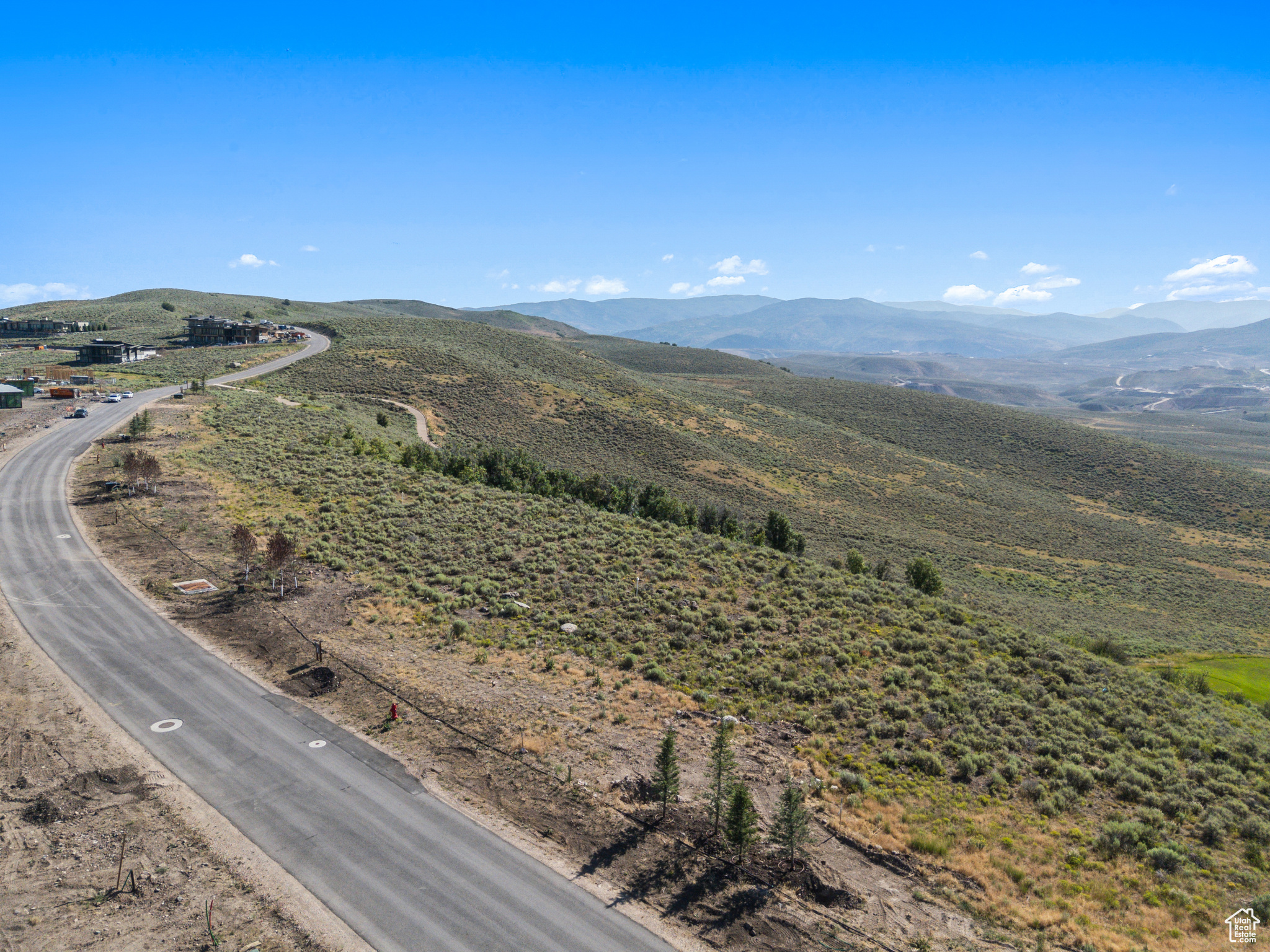 LINKS EDGE - Residential