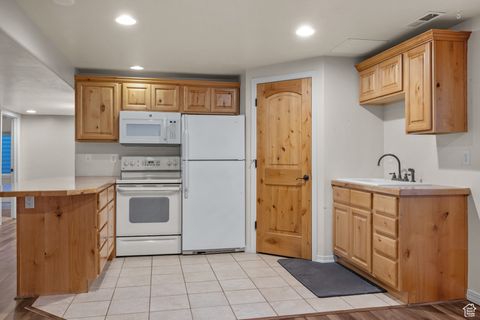 Tiny photo for 10596 S PINYON PINES CT W, South Jordan, UT 84095 (MLS # 2118794)