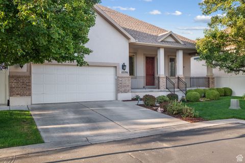 Tiny photo for 10596 S PINYON PINES CT W, South Jordan, UT 84095 (MLS # 2118794)