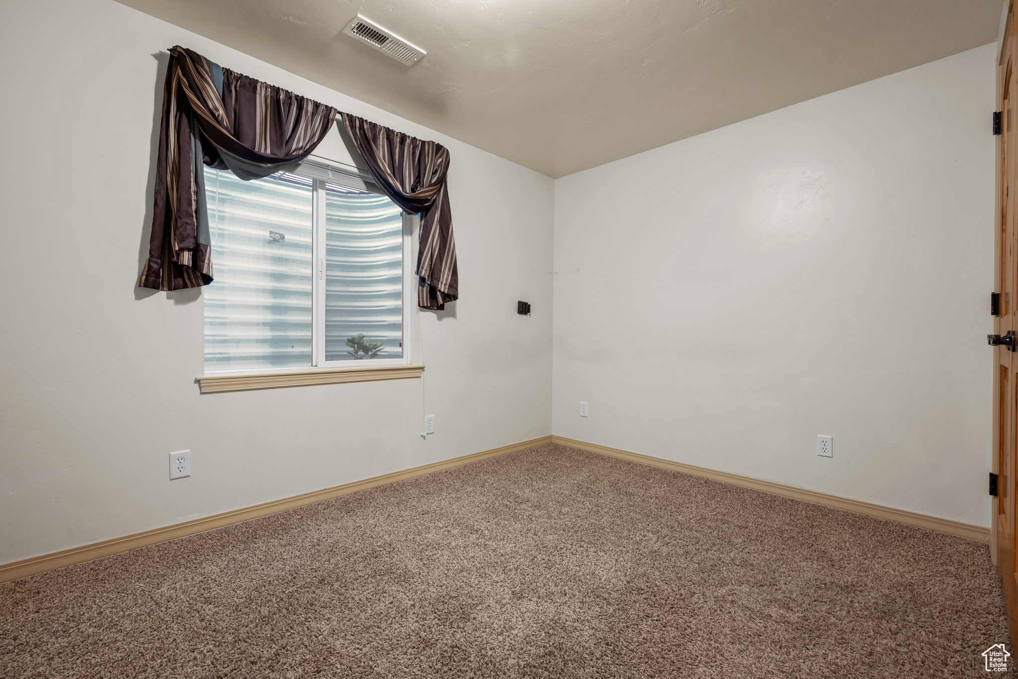 ARBORS PHASE 2 CONDOMINIUM - Residential