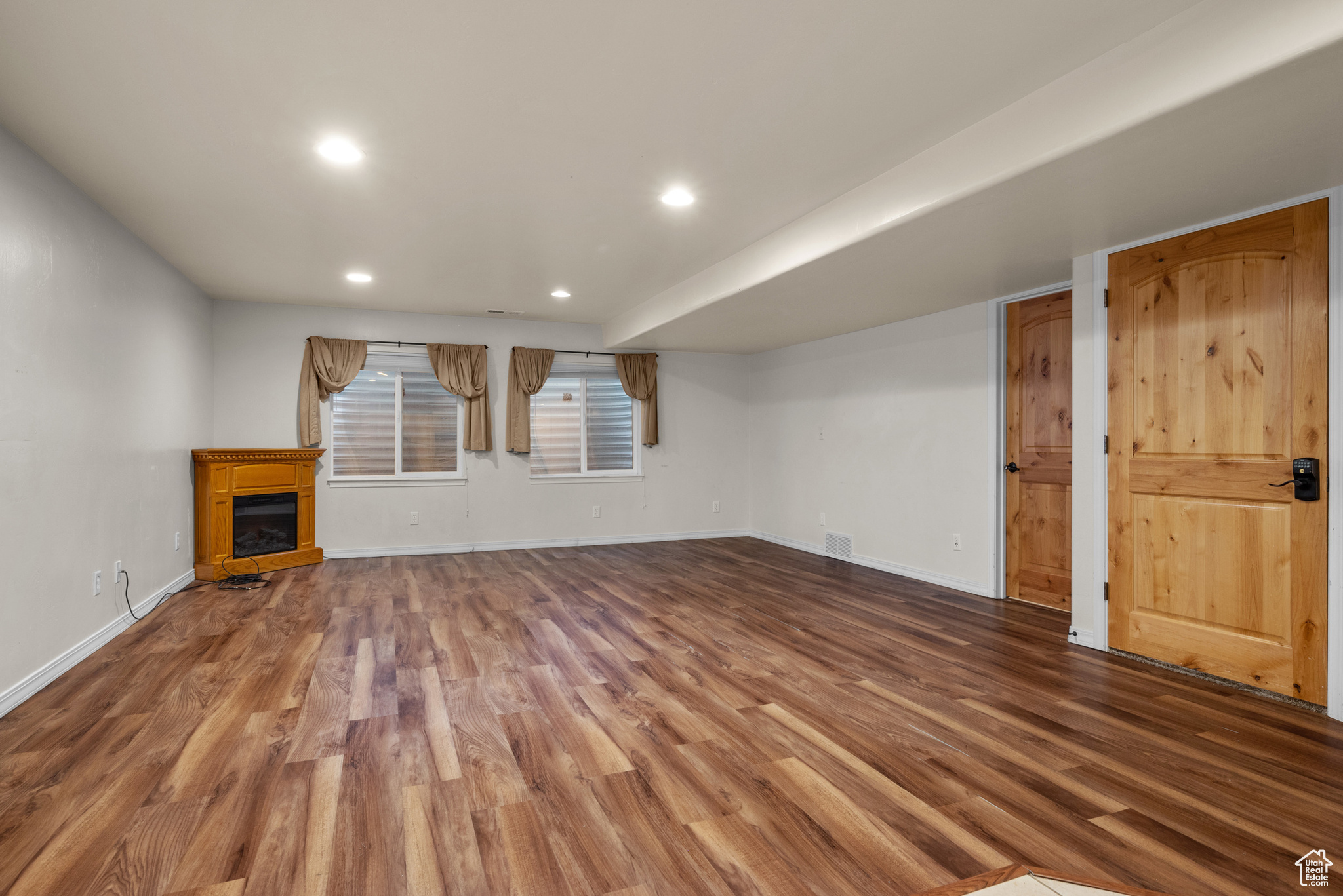 ARBORS PHASE 2 CONDOMINIUM - Residential