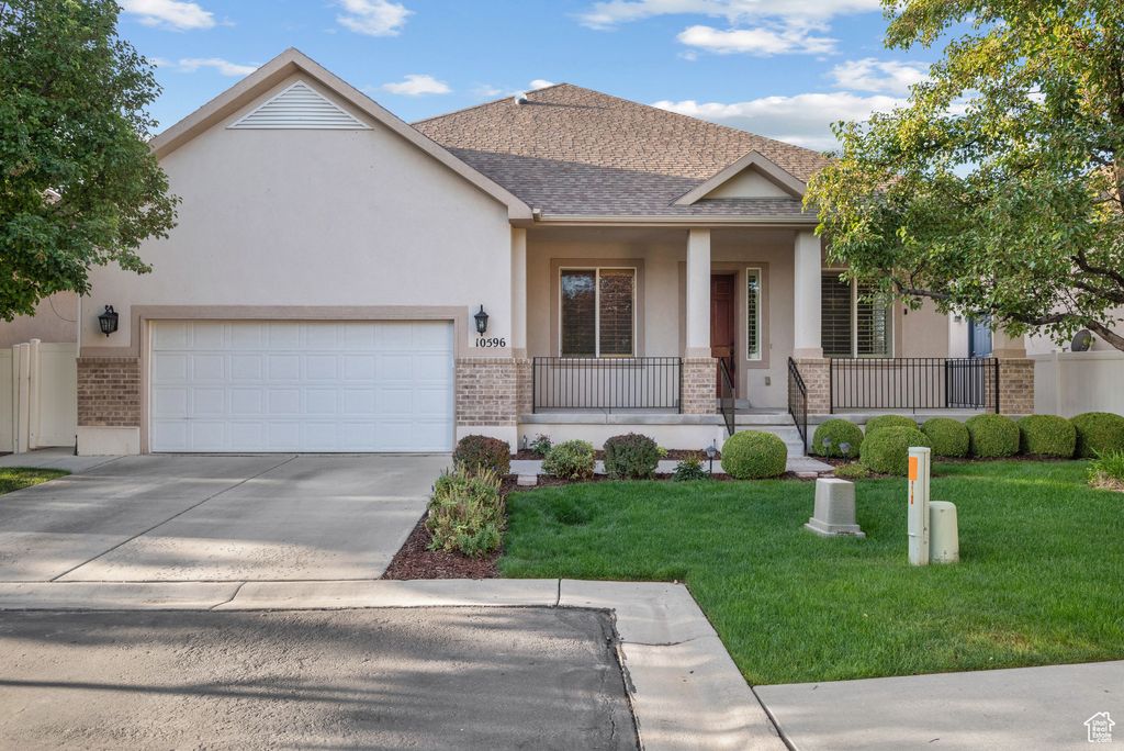 Photo for 10596 S PINYON PINES CT W, South Jordan, UT 84095 (MLS # 2118794)