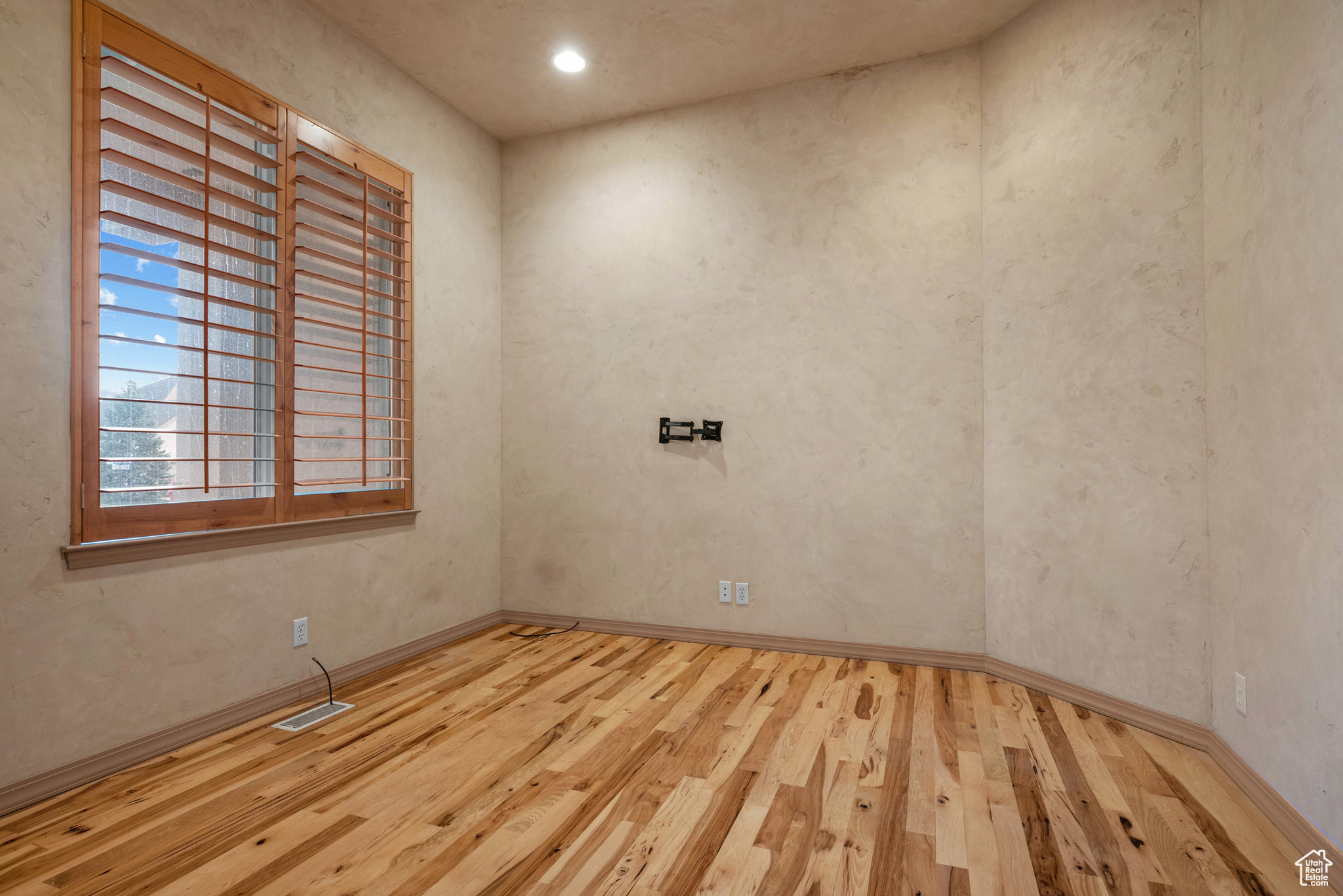 ARBORS PHASE 2 CONDOMINIUM - Residential