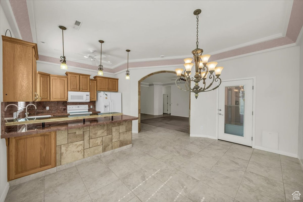 PARADISE CANYON - Residential