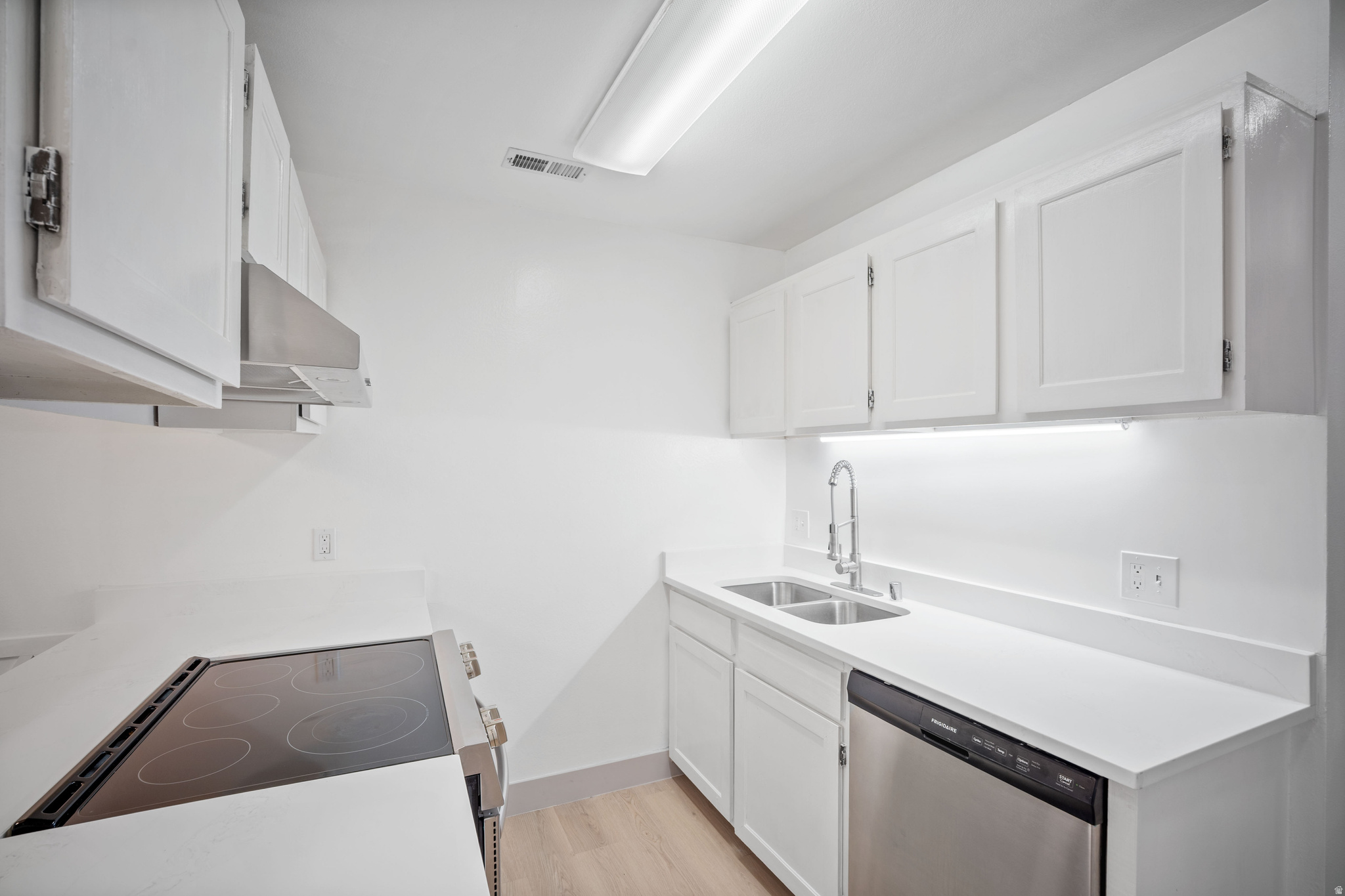 CEDAR SPRINGS - Residential