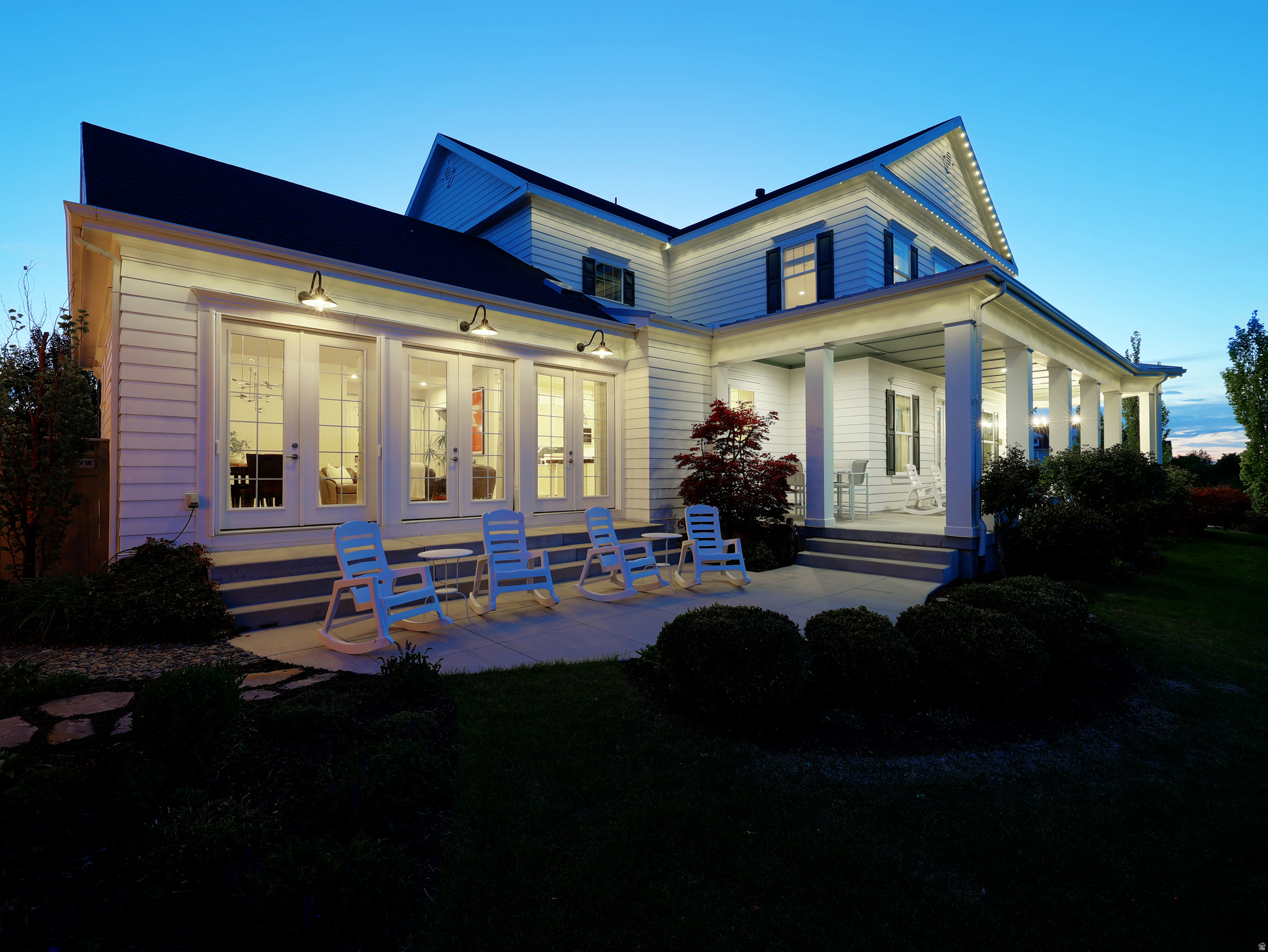 DAYBREAK - Residential