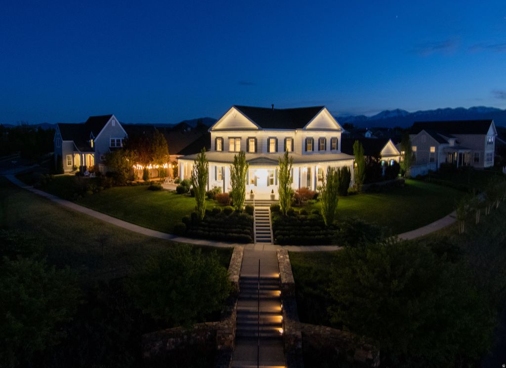 Photo of 10542 S VERMILLION DR W, South Jordan, UT 84009 (MLS # 2155904)