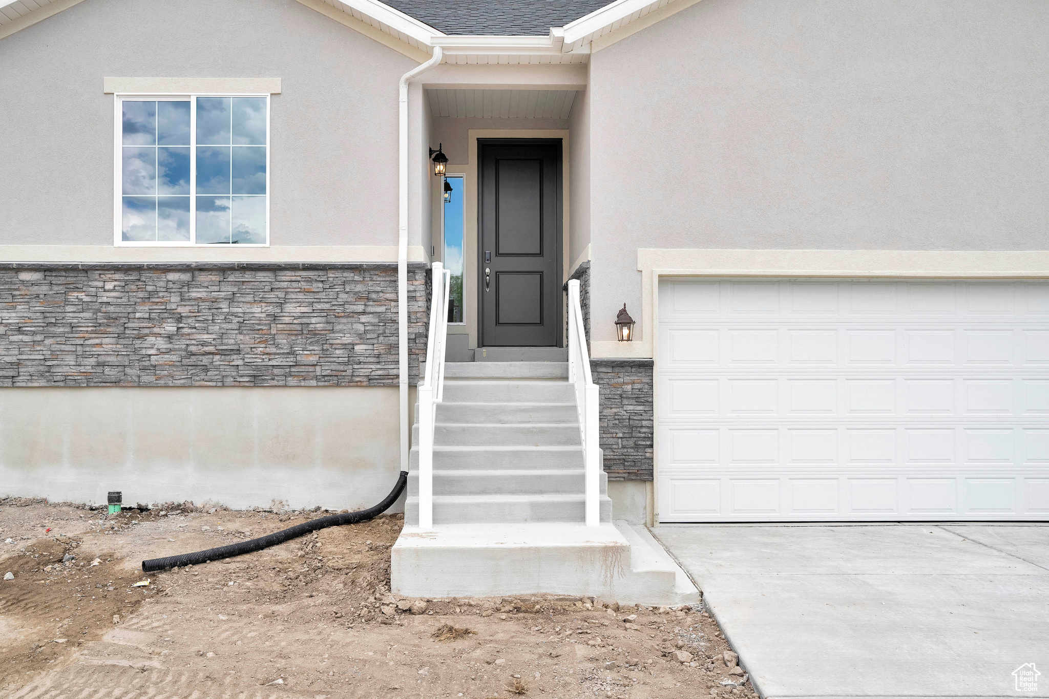 PASTURES AT SADDLEBACK - Residential