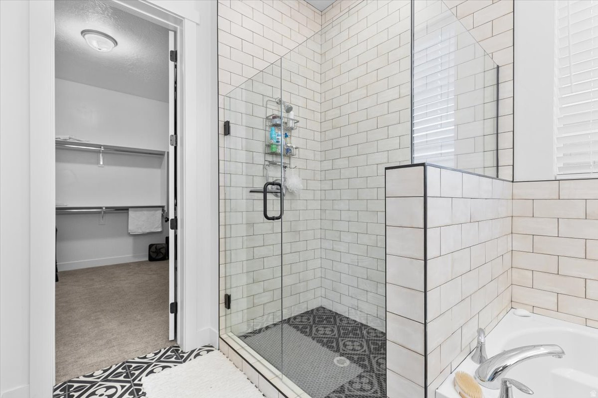 WHITWORTH ESTATES - Residential