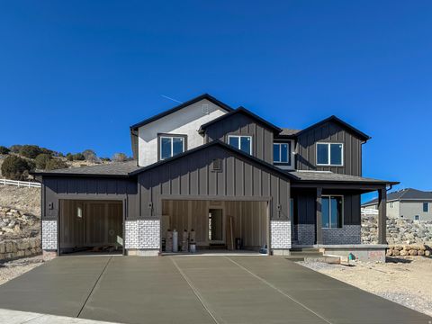 Photo of 3605 E LAKOTA DR #602, Eagle Mountain, UT 84005 (MLS # 2136267)