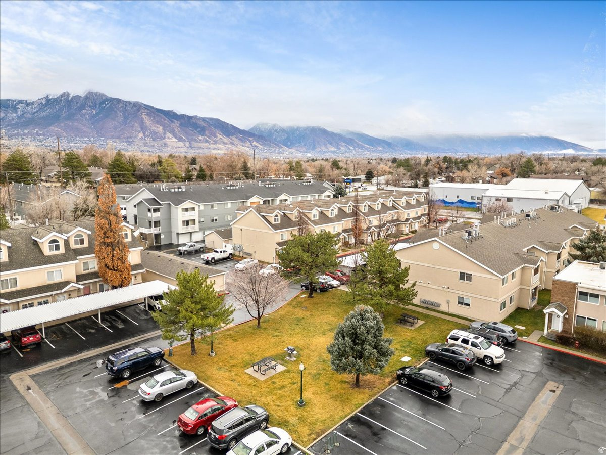 SILVERWOOD ESTATES - Residential