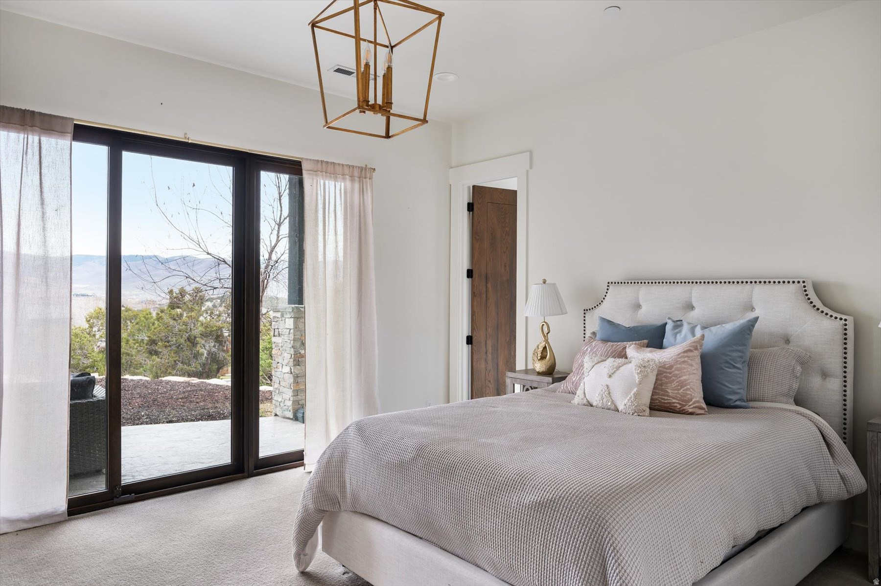 RED LEDGES - Residential