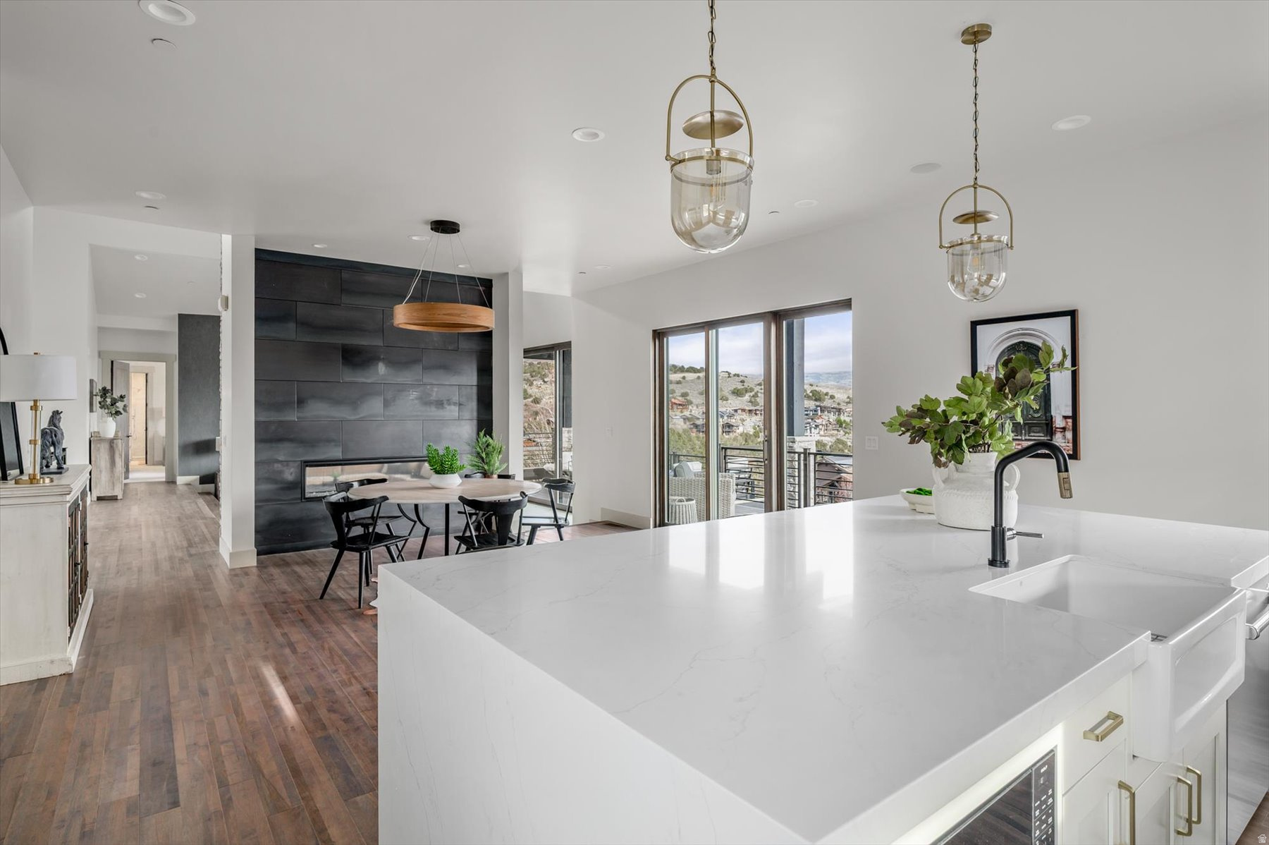 RED LEDGES - Residential