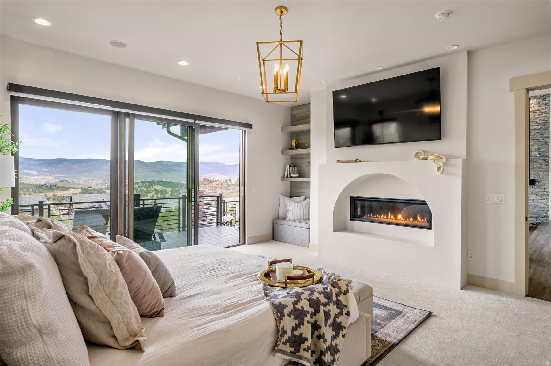 RED LEDGES - Residential