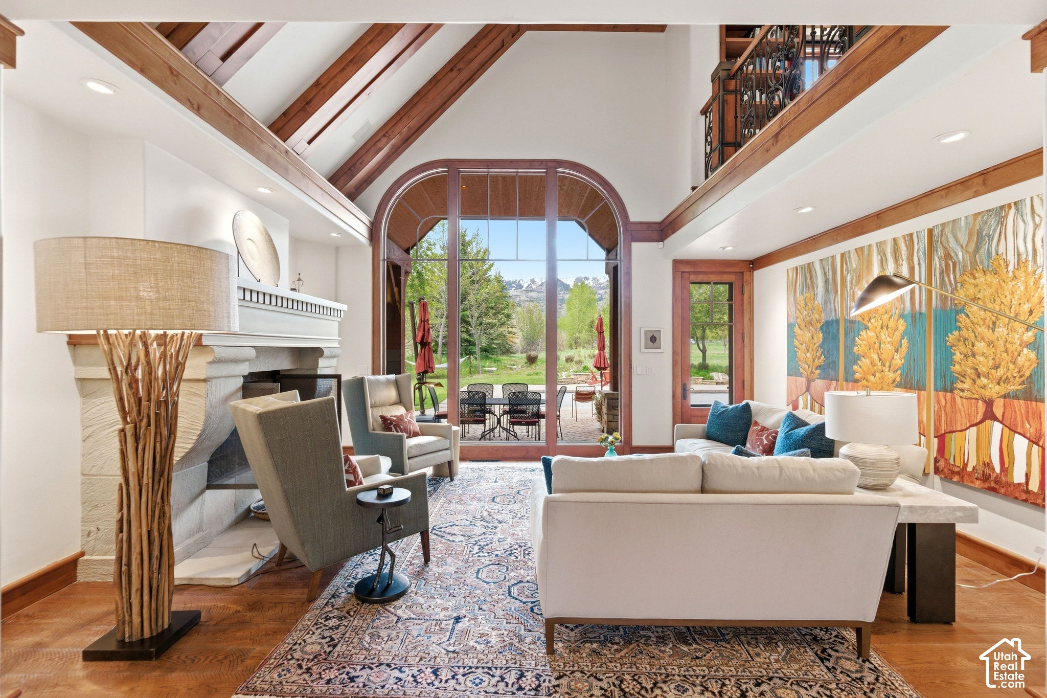 1042 QUARRY MOUNTAIN LN