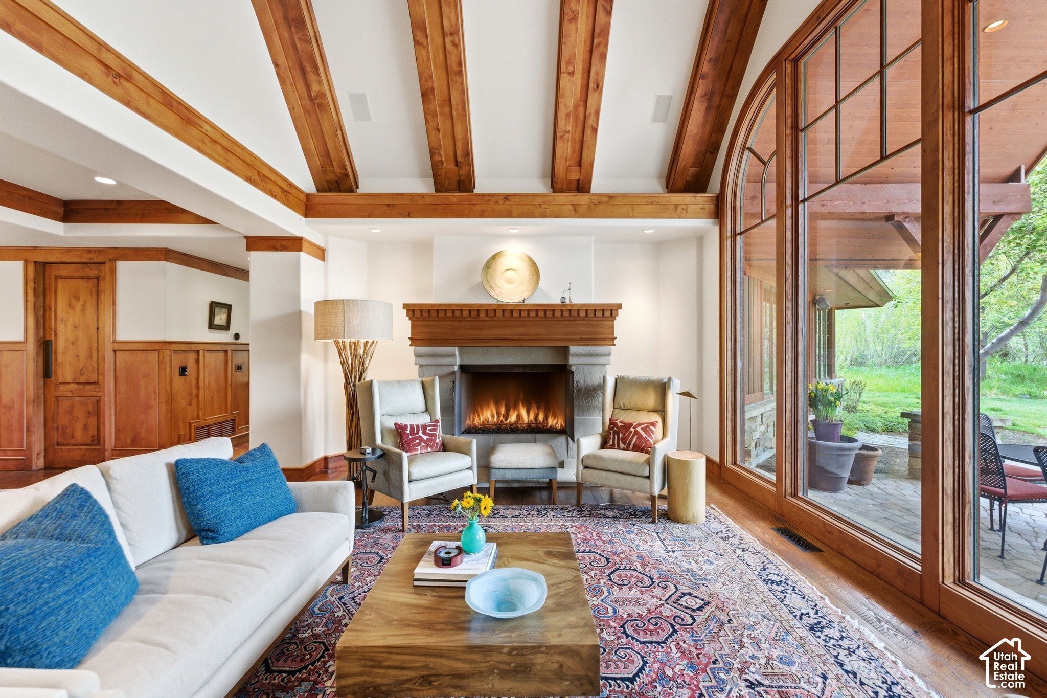 1042 QUARRY MOUNTAIN LN