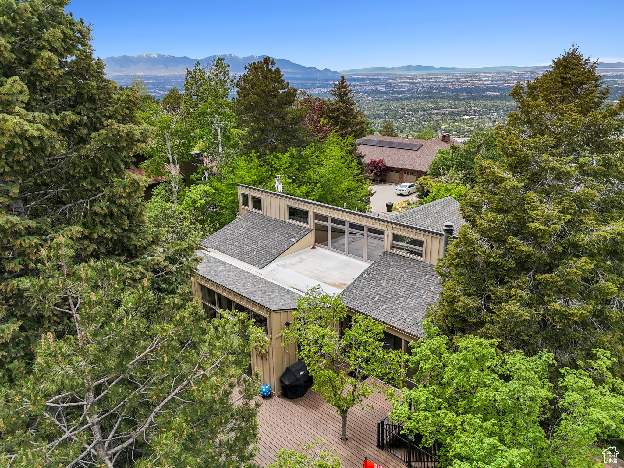MT OLYMPUS COVE #12 - Residential