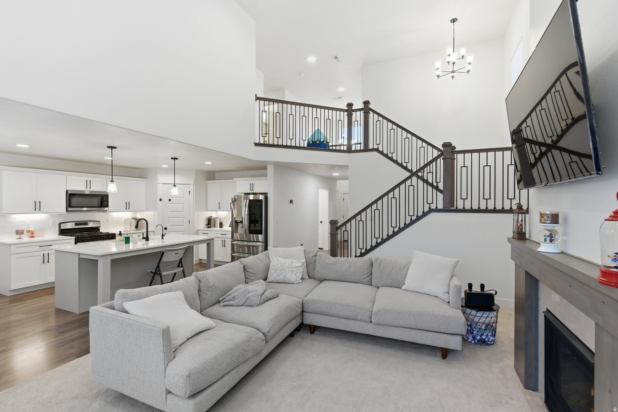 RIDGEHORNE - Residential