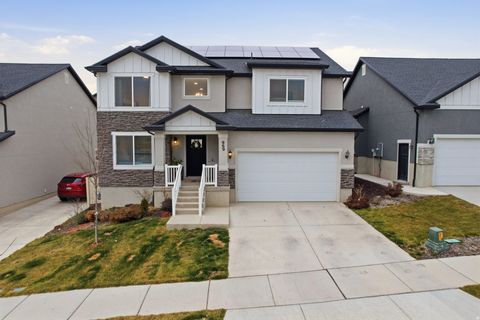 Photo of 969 N OLSON DR W, Saratoga Springs, UT 84045 (MLS # 2129047)