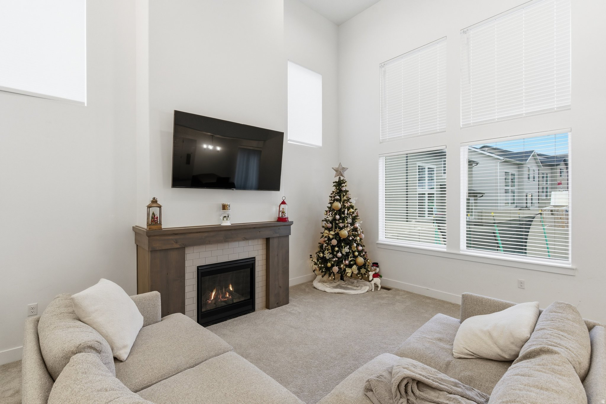 RIDGEHORNE - Residential