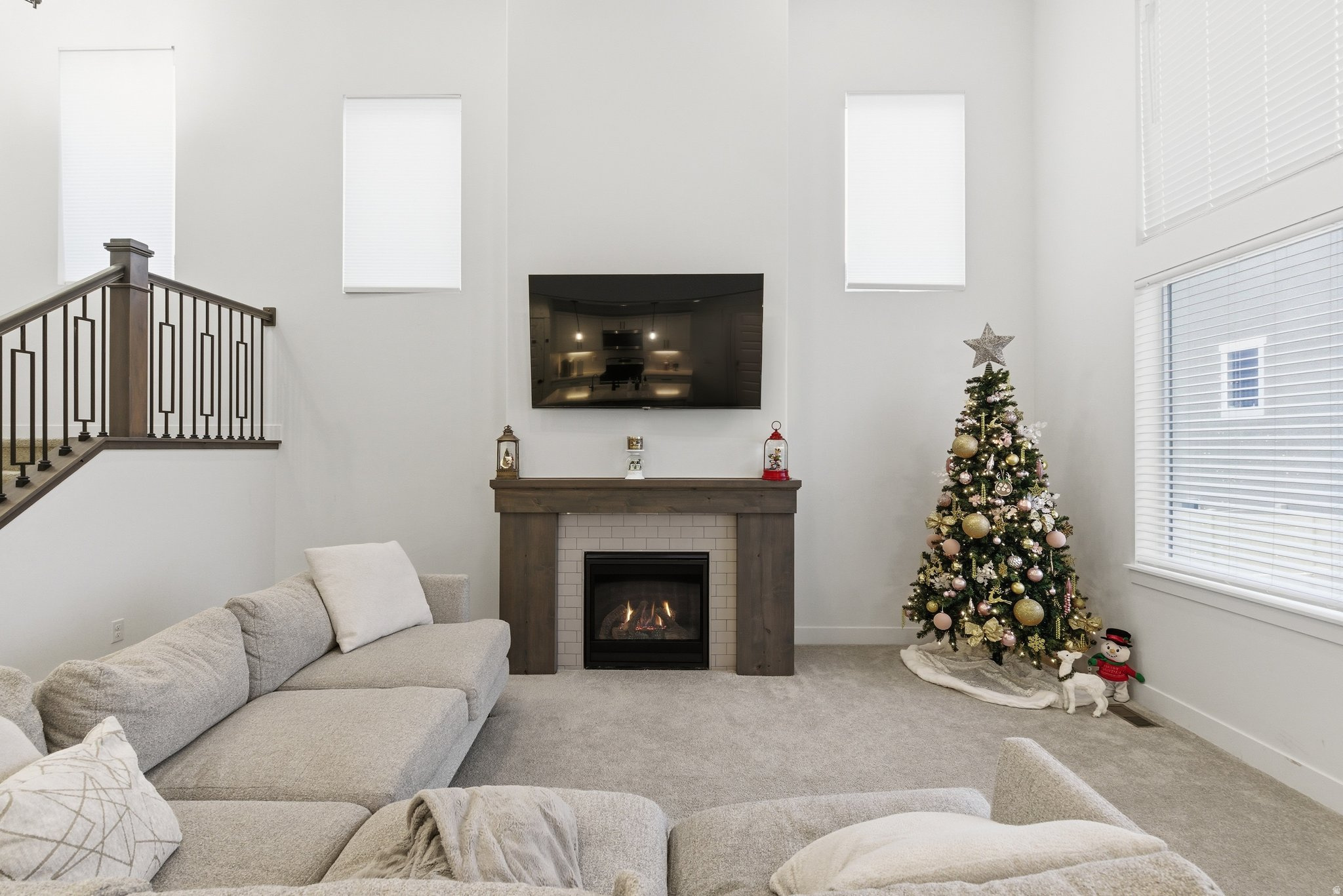 RIDGEHORNE - Residential