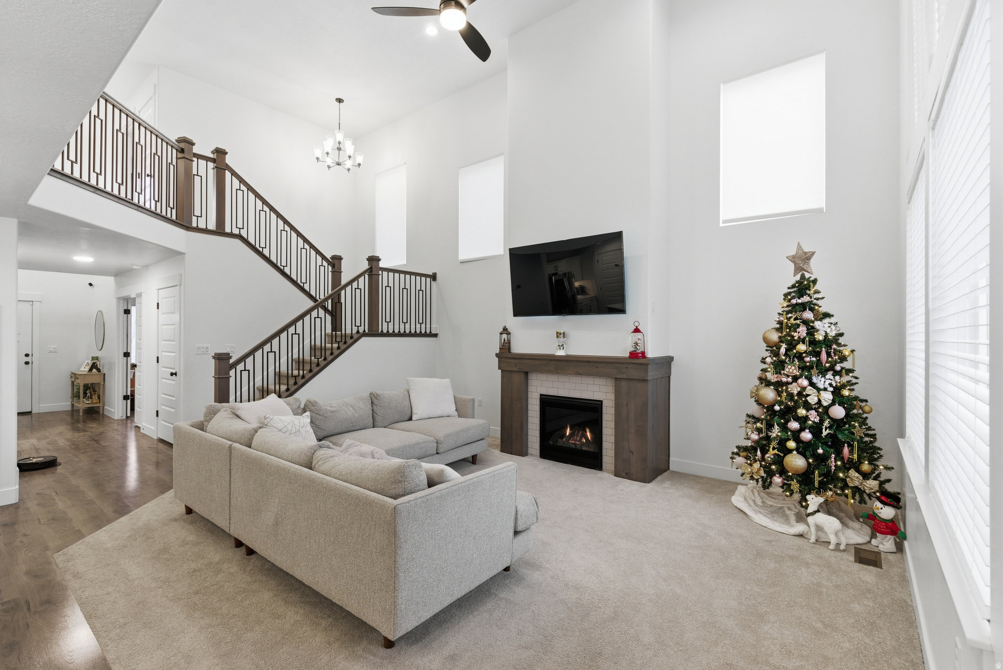 RIDGEHORNE - Residential