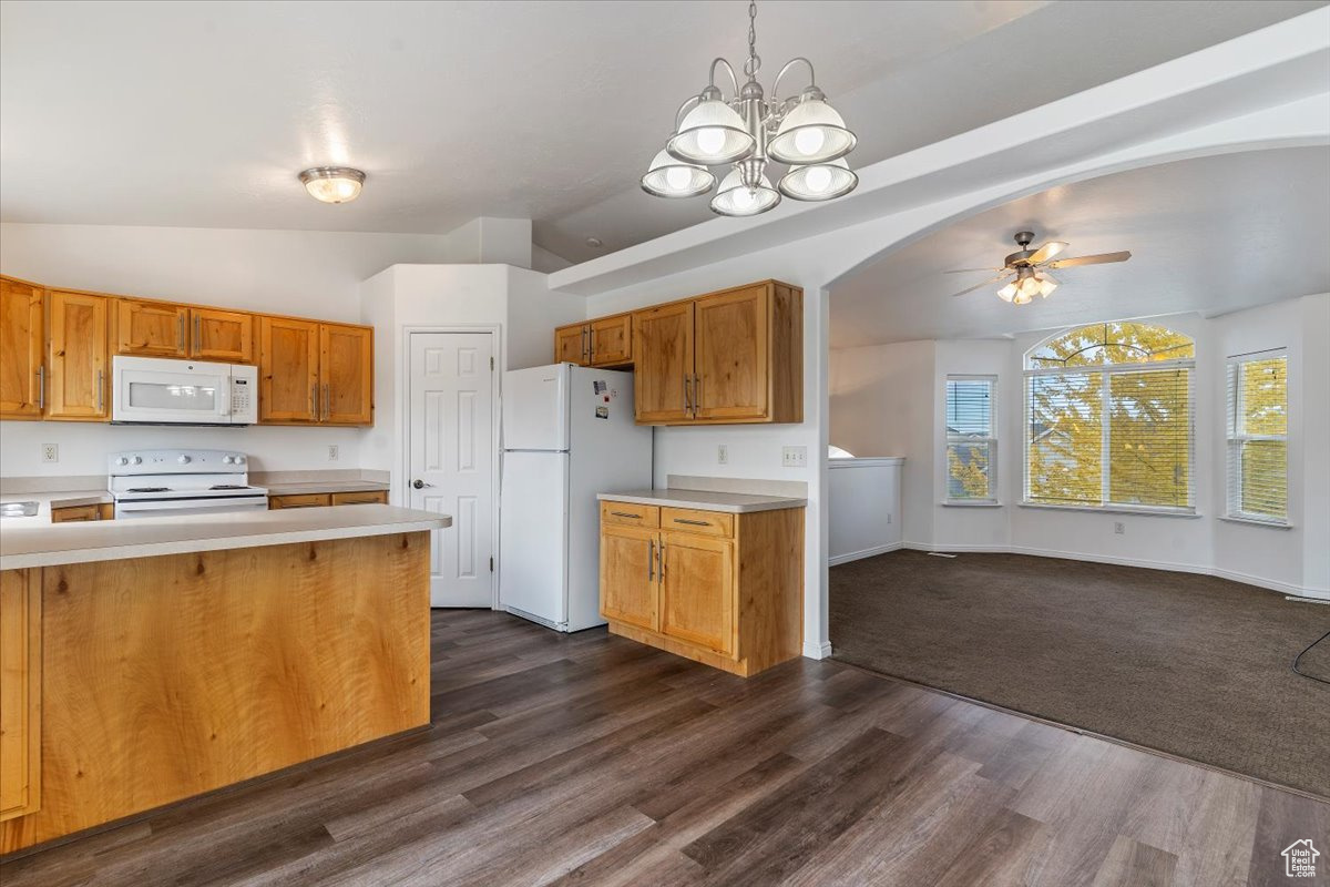 LAKE PT VILLAGE - Residential