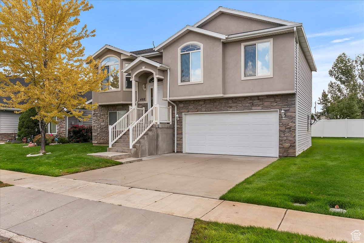 LAKE PT VILLAGE - Residential