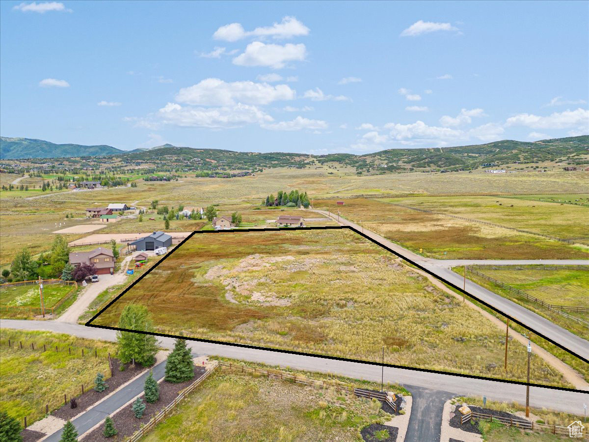 SILVER CREEK ESTATES - Land