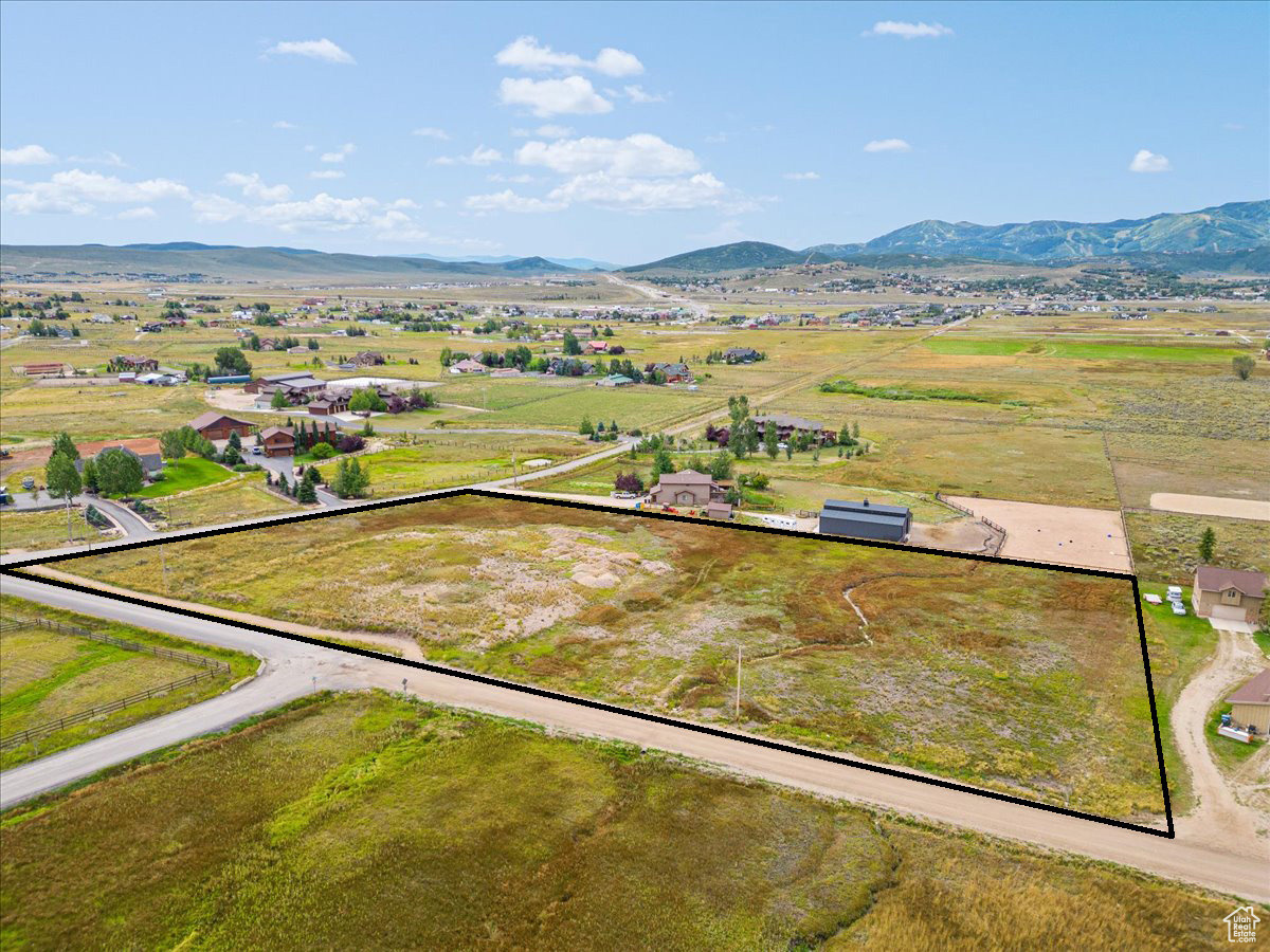 SILVER CREEK ESTATES - Land