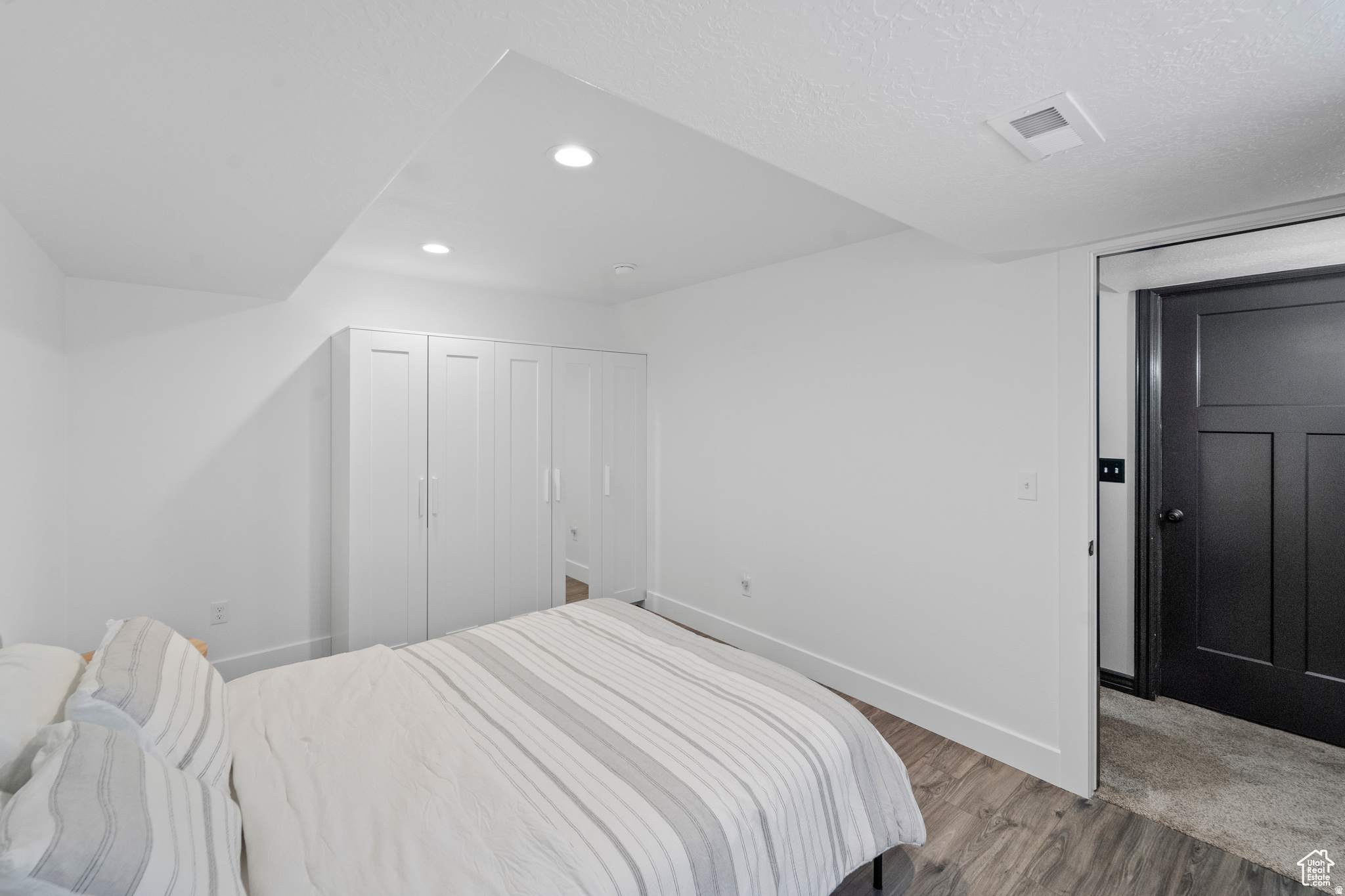 NORTH TEMPLE ESTATES - Residential