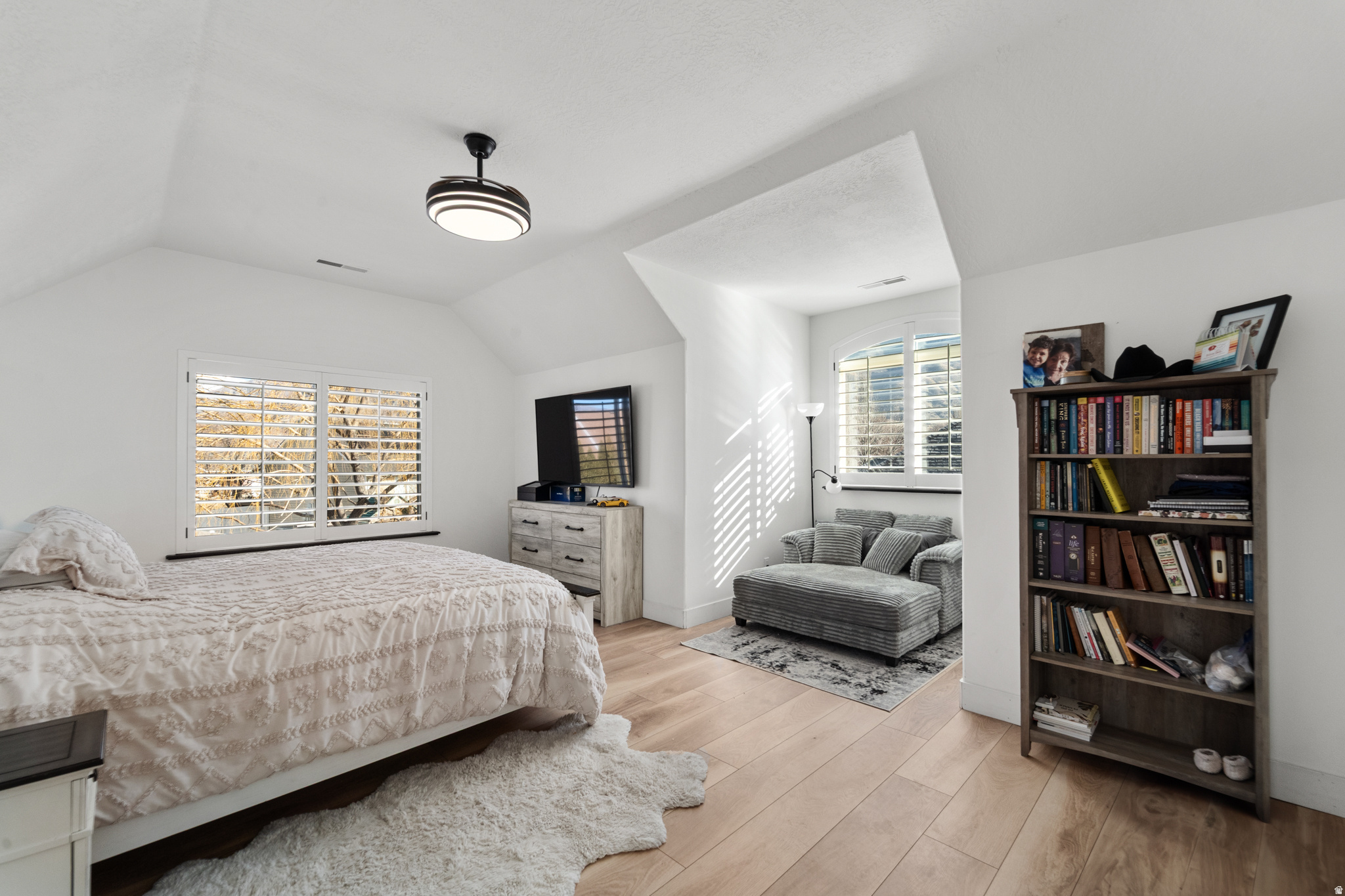NORTH TEMPLE ESTATES - Residential