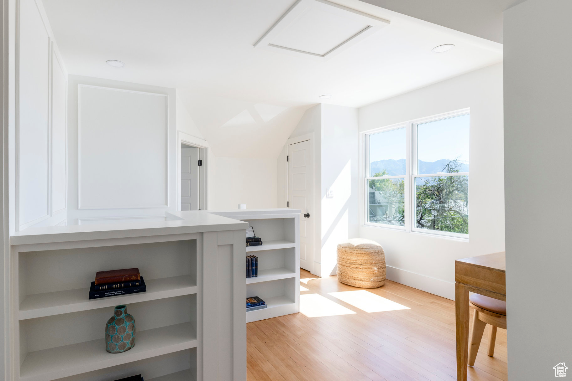 AVENUES - Residential