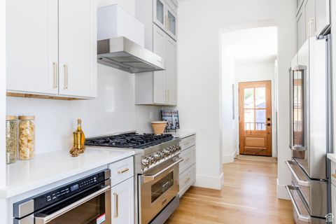 Tiny photo for 216 N L ST, Salt Lake City, UT 84103 (MLS # 2114007)