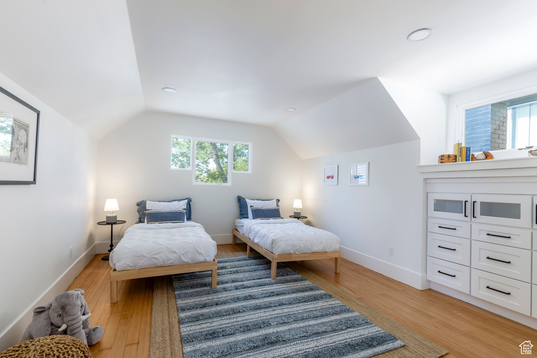 AVENUES - Residential