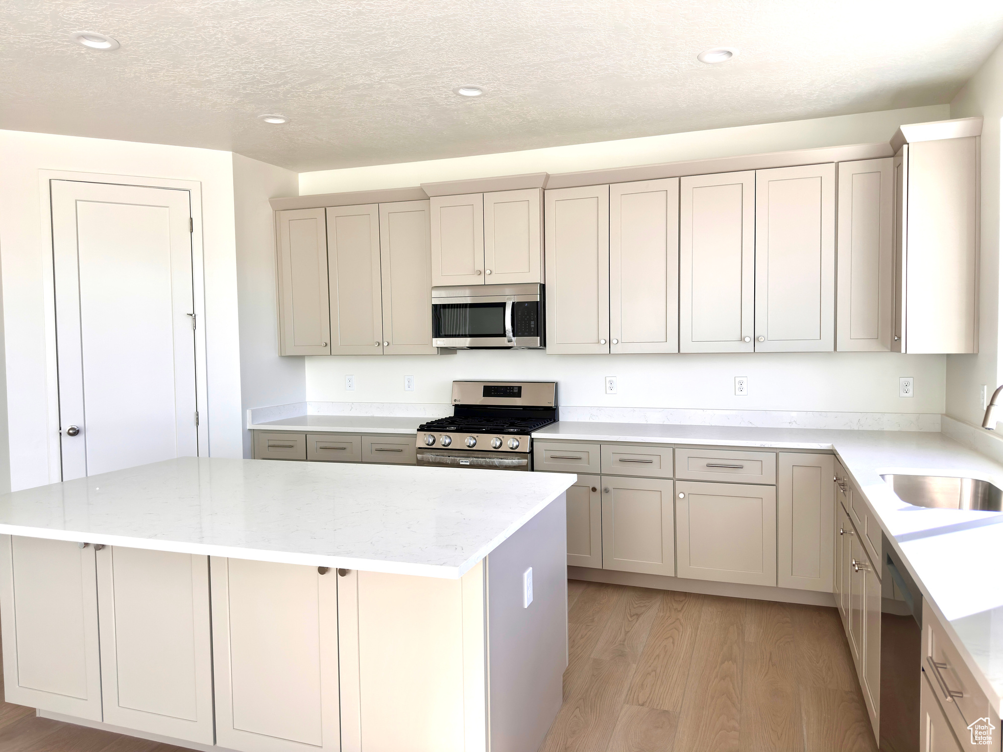 1451 S Netleaf St #133, Saratoga Springs, Utah image 7