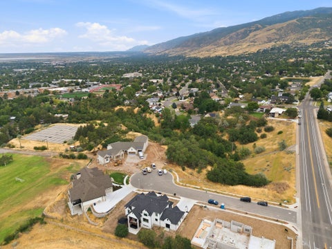 Tiny photo for 795 E ABBY LN #5, Bountiful, UT 84010 (MLS # 2159688)