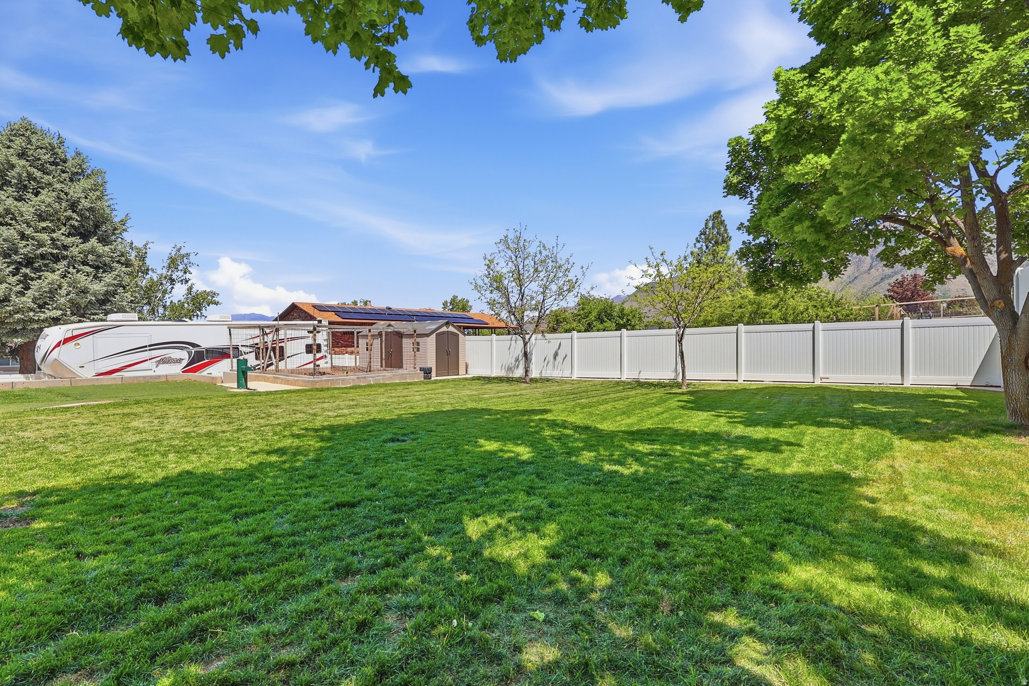 SALEM HILLS - Residential
