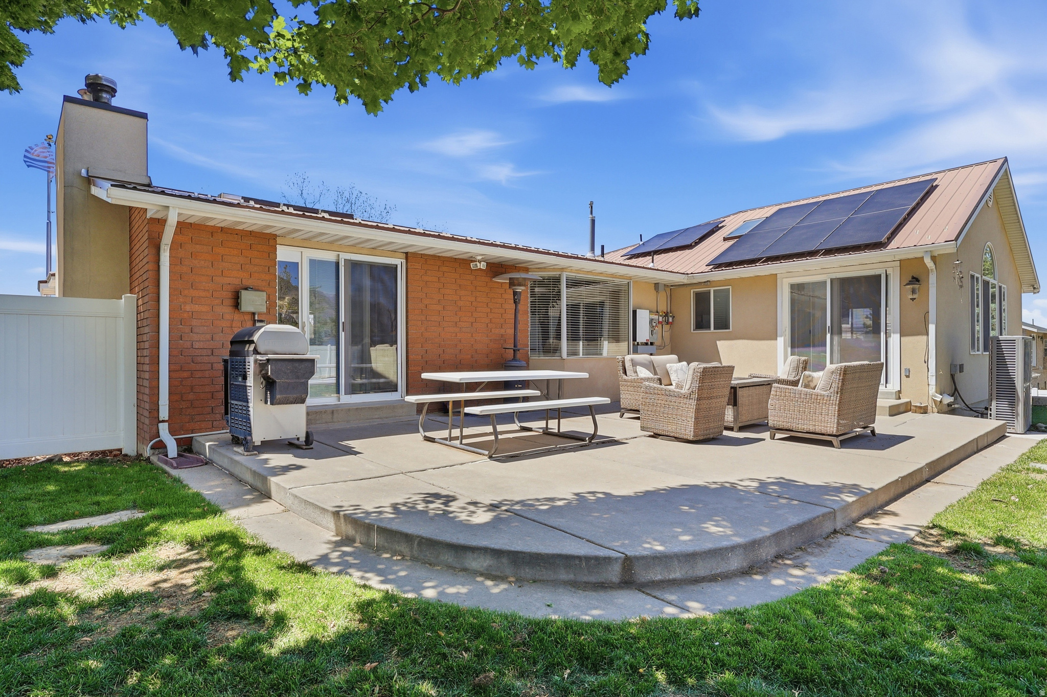 SALEM HILLS - Residential