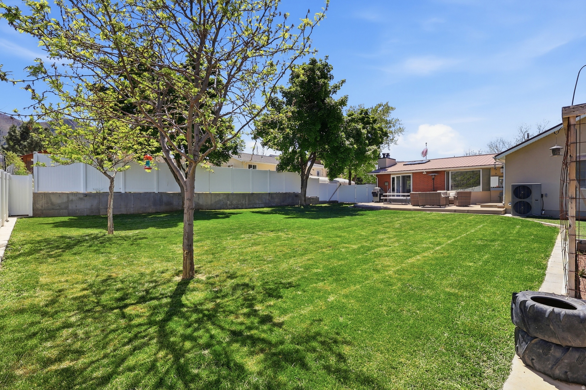 SALEM HILLS - Residential