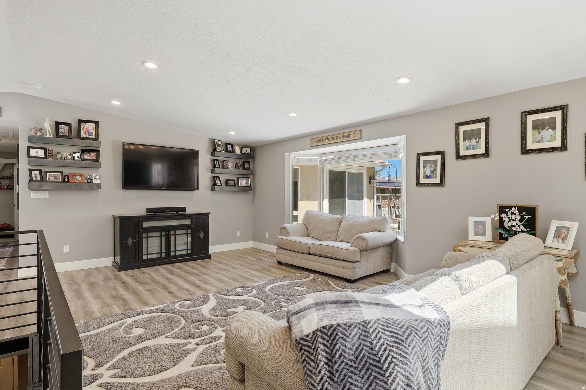 SALEM HILLS - Residential