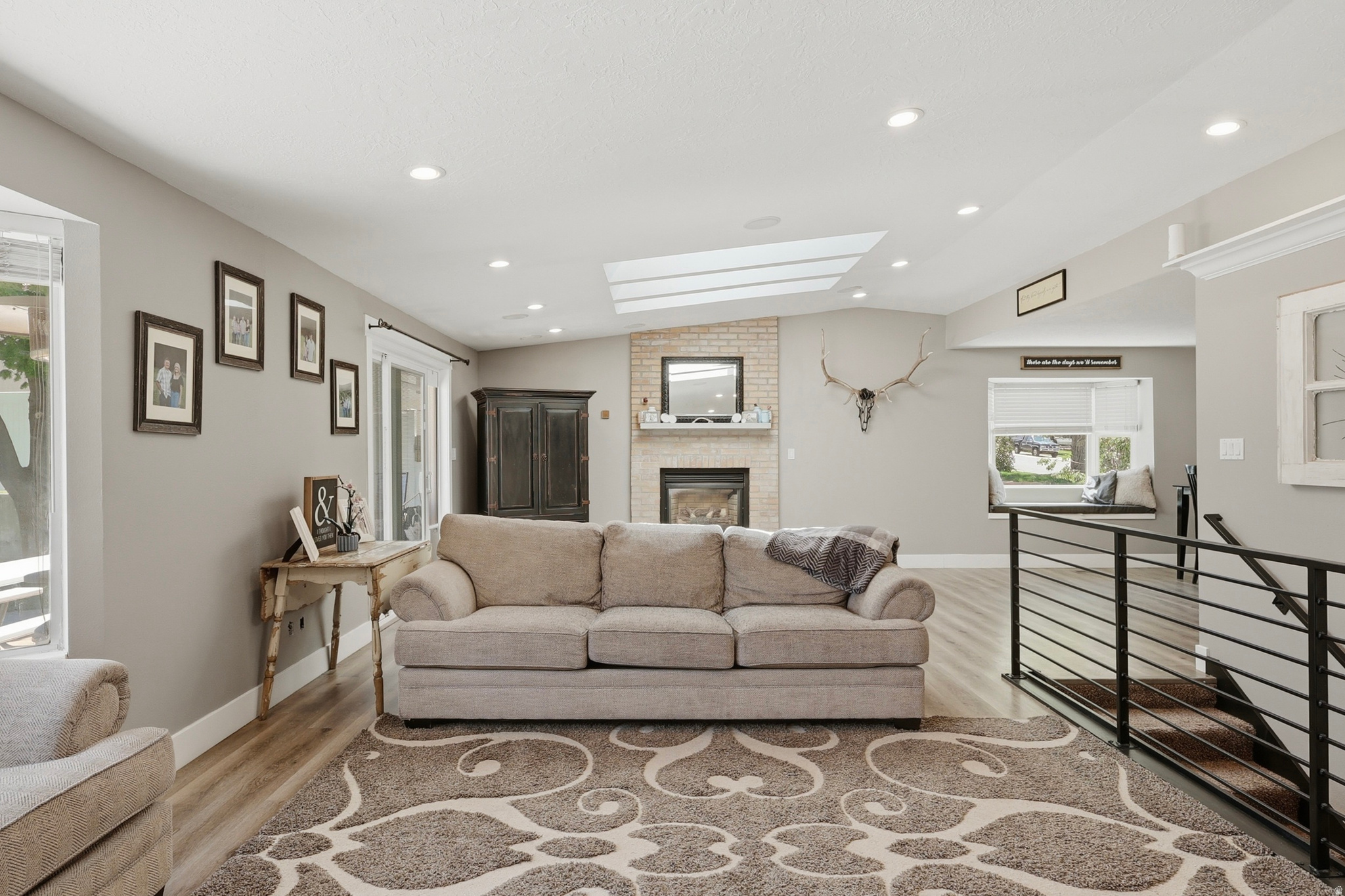 SALEM HILLS - Residential