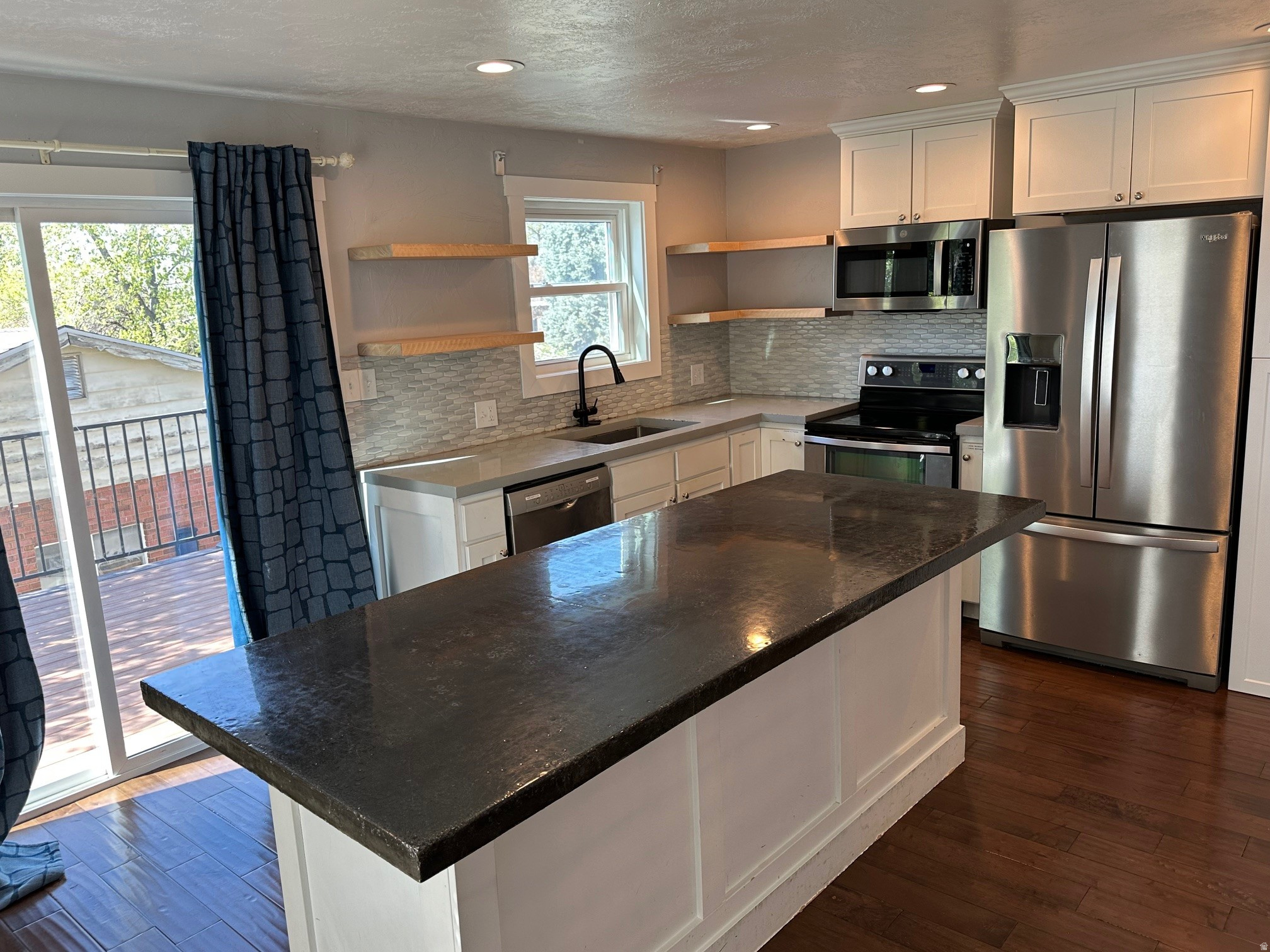 BONITO VERDE SUB - Residential