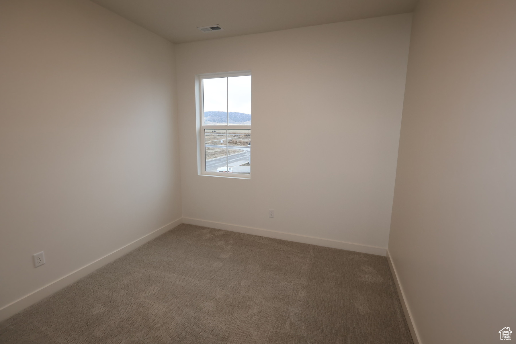 879 W Halvorsen Pkwy, Saratoga Springs, Utah image 12