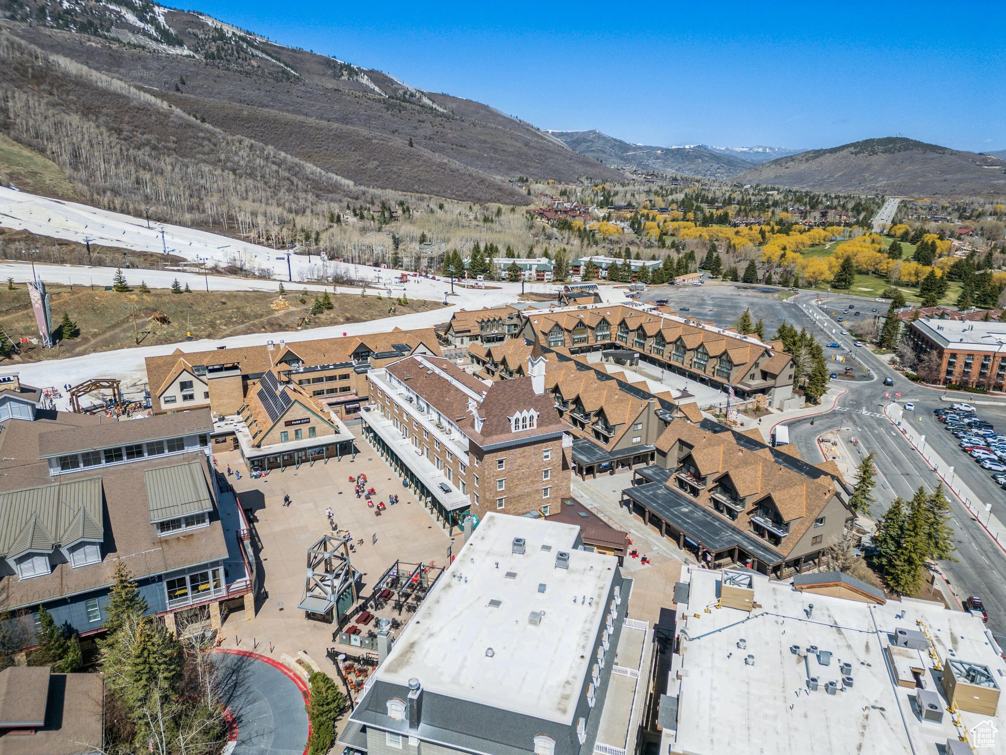 VILLAGE LOFT CONDOMINIUMS - Residential