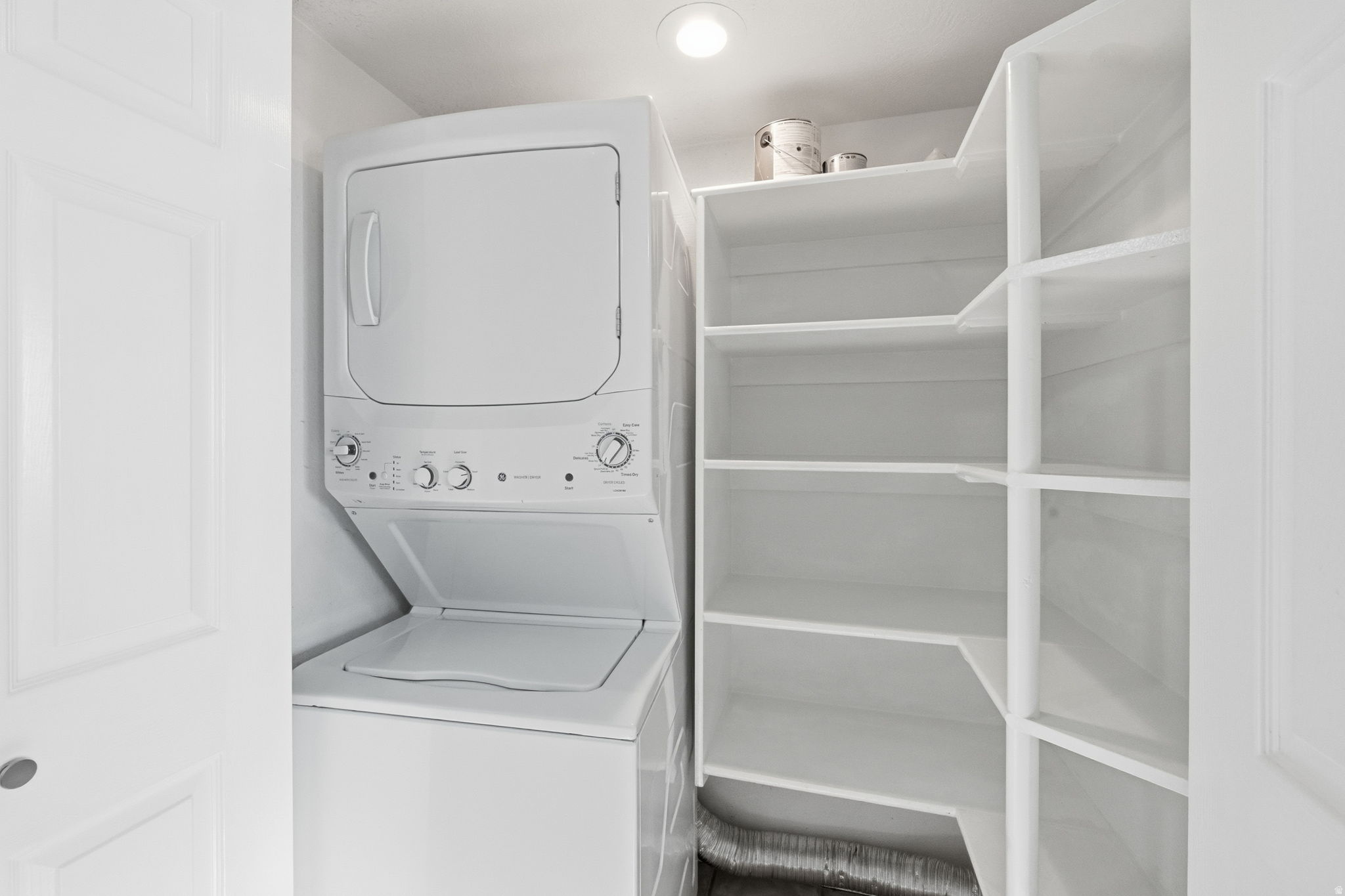 THE KINGSTON PLACE CONDO - Residential