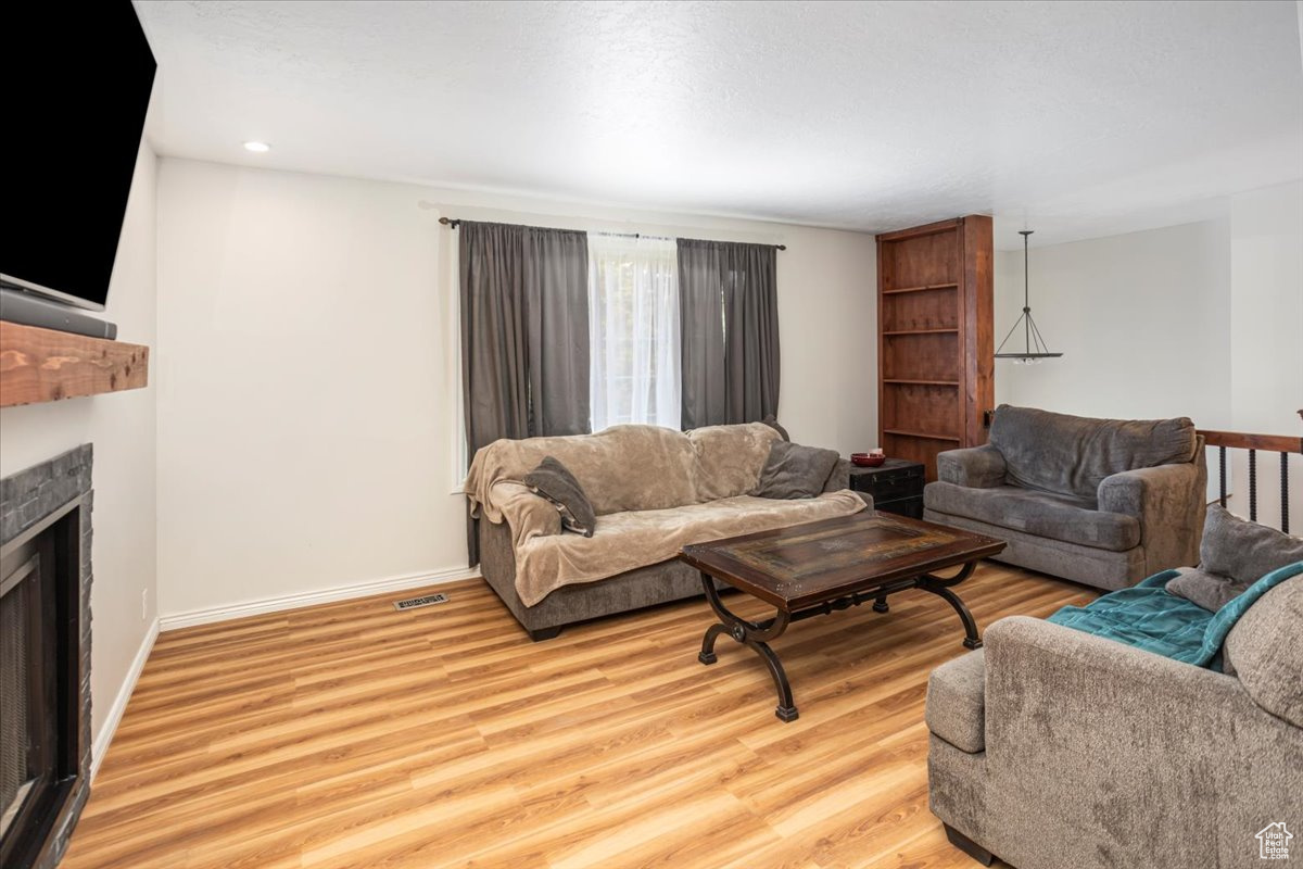 33 S Benchview Dr, Tooele, Utah image 9