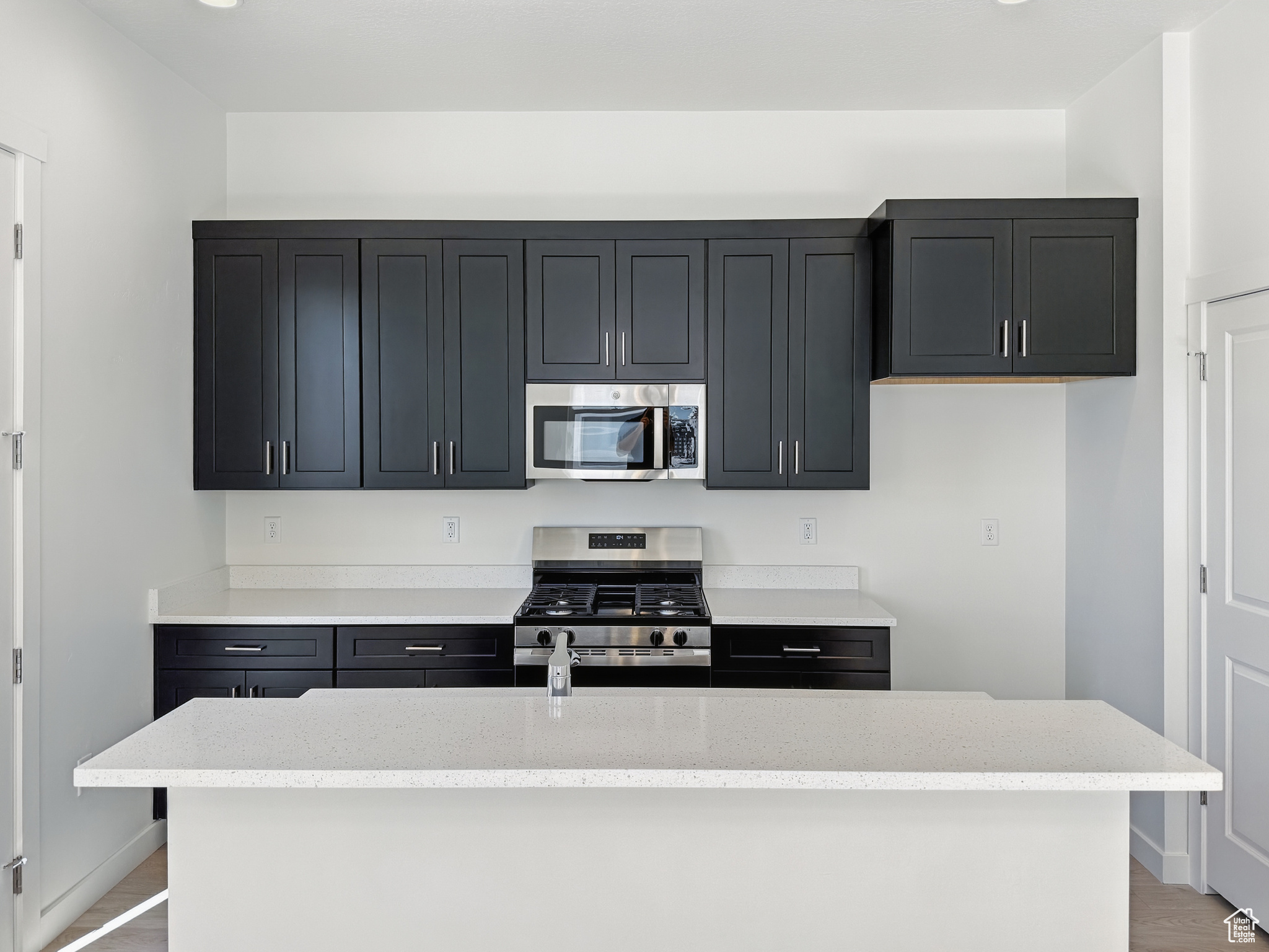 8268 Joshua Tree Ln, Magna, Utah image 4